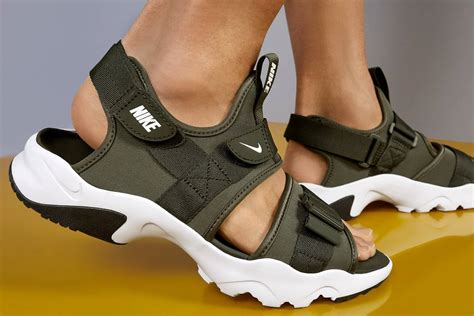 nike wandelschoenen heren|beste nike sandalen.